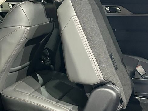 New 2026 Ford Explorer Active w/ Active Comfort Package AWD/4WD image 53
