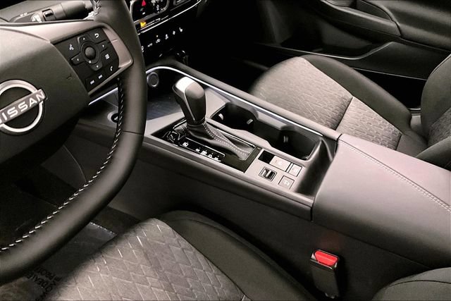 New 2026 Nissan Sentra SV w/ SV Convenience Package FWD image 9