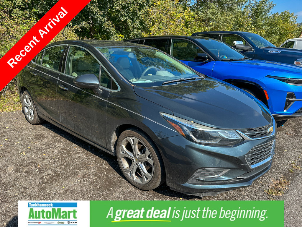 Used 2017 Chevrolet Cruze Premier FWD image 1