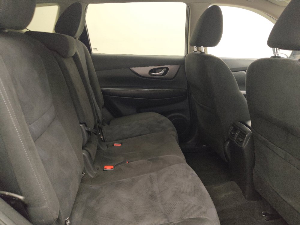 Used 2015 Nissan Rogue SV AWD/4WD image 19