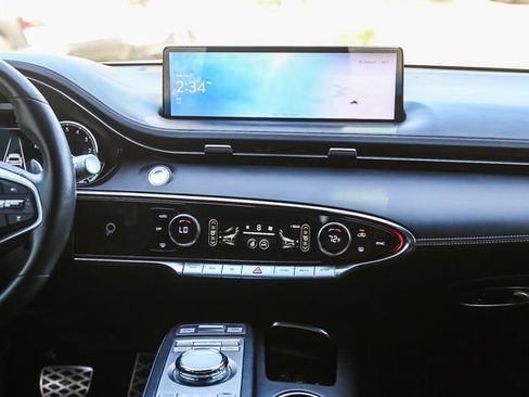 Used 2023 Genesis GV70 2.5T w/ Sport Prestige Package AWD/4WD image 14