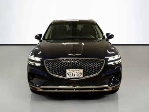 Used 2022 Genesis GV70 2.5T w/ Select Package AWD/4WD image 2
