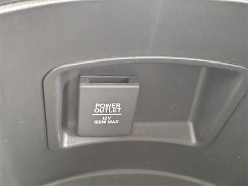 Used 2018 Honda Accord Hybrid image 29