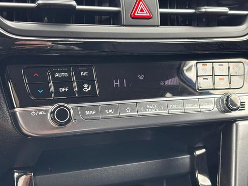 Certified 2024 Kia Seltos S image 31