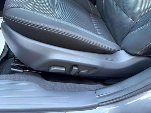Used 2019 Subaru Outback 2.5i Premium AWD/4WD image 8