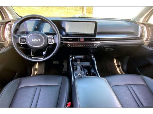Used 2024 Kia Sorento S w/ Panoramic Sunroof Package image 14