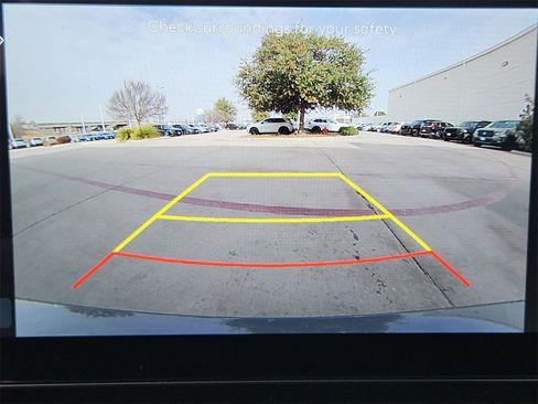 Used 2025 Hyundai Santa Fe SEL image 17