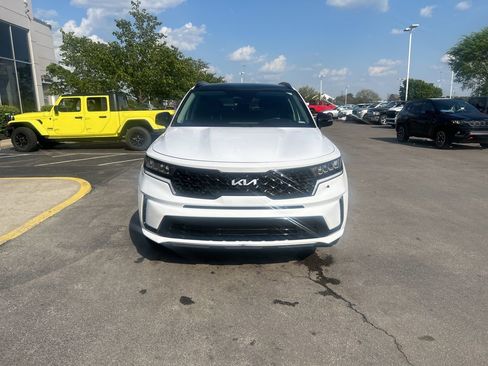 Used 2023 Kia Sorento S w/ Panoramic Sunroof Package FWD image 8