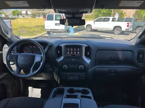 Used 2026 Chevrolet Silverado 1500 Custom Trail Boss w/ Turbomax Blackout Package AWD/4WD image 22