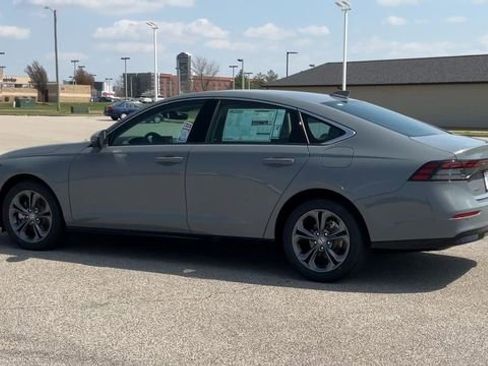 New 2026 Honda Accord EX-L image 6