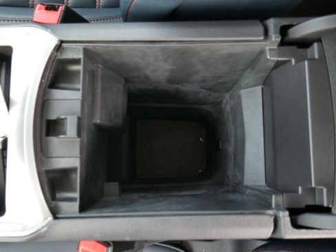 Used 2024 Ford Edge SEL w/ Sport Appearance Package image 28