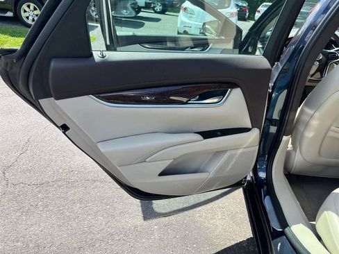 Used 2013 Cadillac XTS Luxury w/ Driver Awareness Package FWD image 17