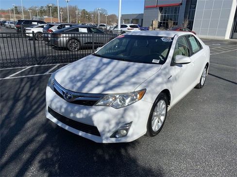 Used 2012 Toyota Camry XLE image 4