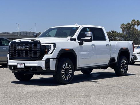 New 2026 GMC Sierra 2500 Denali Ultimate w/ Max Trailering Package AWD/4WD image 6