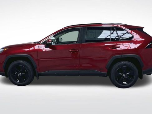 Used 2025 Toyota RAV4 XLE w/ Convenience Package AWD/4WD image 5