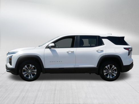 Used 2025 Chevrolet Equinox LT AWD/4WD image 4