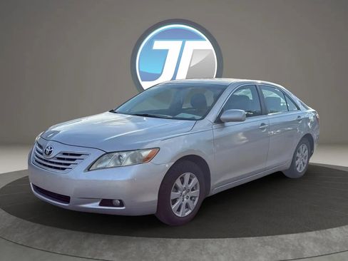 Used 2008 Toyota Camry XLE image 18