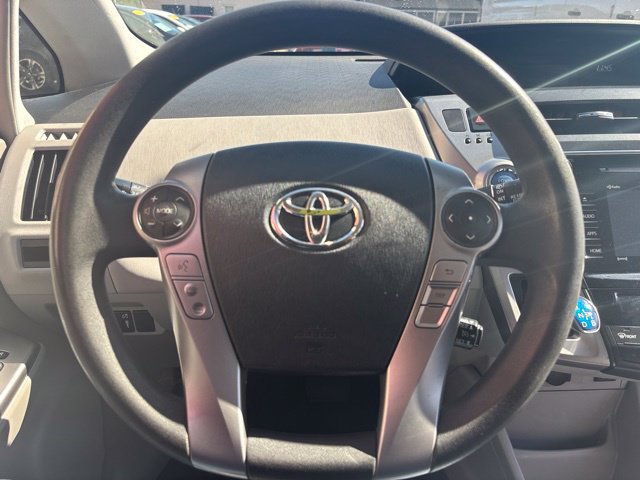 Used 2017 Toyota Prius V Three FWD image 10