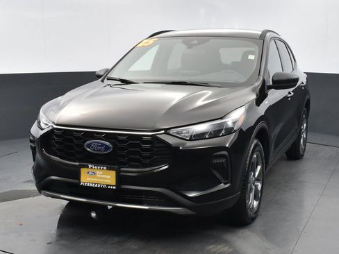 Certified 2025 Ford Escape ST-Line image 1
