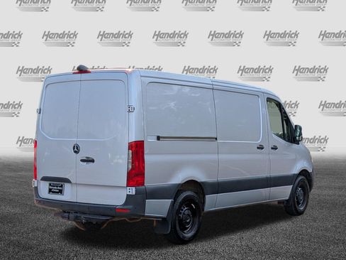 Used 2024 Mercedes-Benz Sprinter 2500 image 10