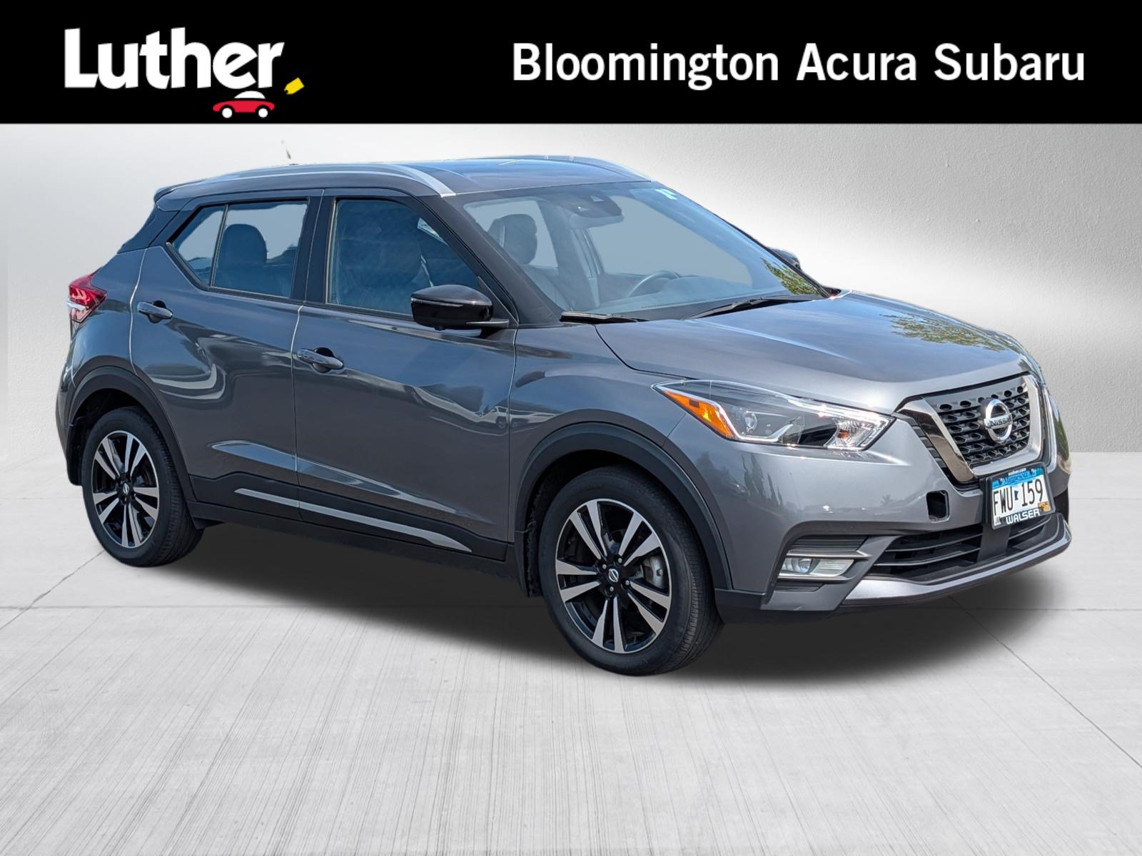 Used 2020 Nissan Kicks SR w/ SR Premium Package FWD image 1