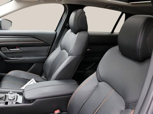 Used 2024 MAZDA CX-50 AWD 2.5 S w/ Cargo Package image 13