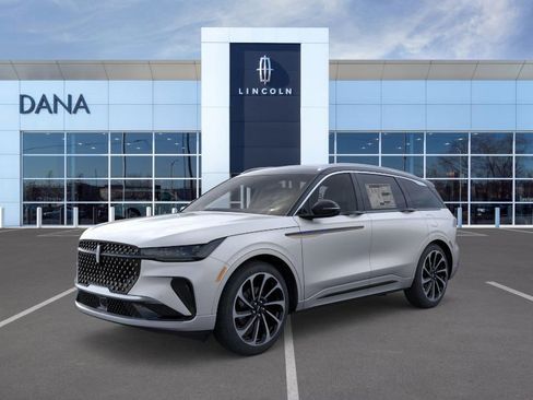 New 2026 Lincoln Nautilus Black Label AWD/4WD image 1
