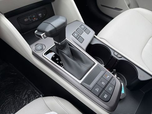 New 2026 Kia Sportage EX FWD image 15