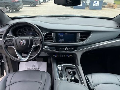 Used 2023 Buick Enclave Essence AWD/4WD image 22