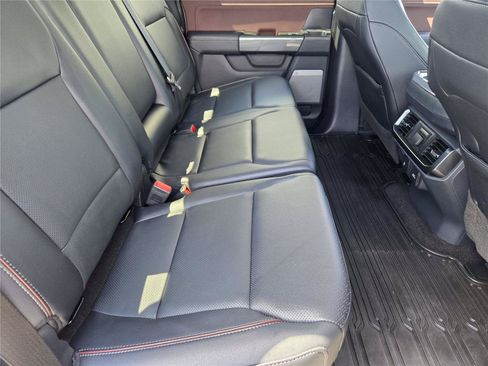 Used 2022 Ford F150 Lariat w/ Equipment Group 502A High AWD/4WD image 30