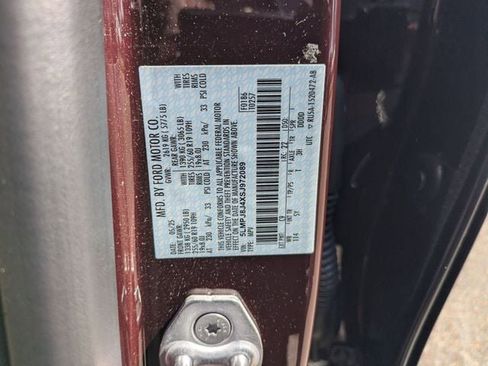 New 2025 Lincoln Nautilus Premier image 12