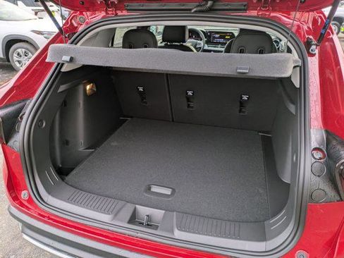 New 2026 Chevrolet Trax LT w/ Driver Confidence Package image 24