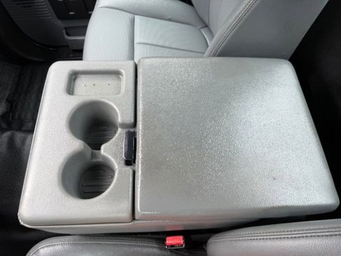 Used 2016 Ford F250 XL w/ Power Equipment Group image 24