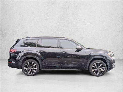 Used 2024 Volkswagen Atlas SEL Premium R-Line AWD/4WD image 4