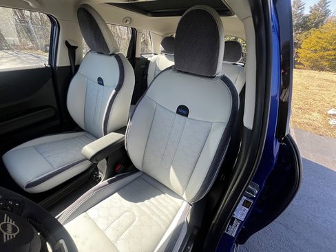 New 2025 MINI Cooper S image 9