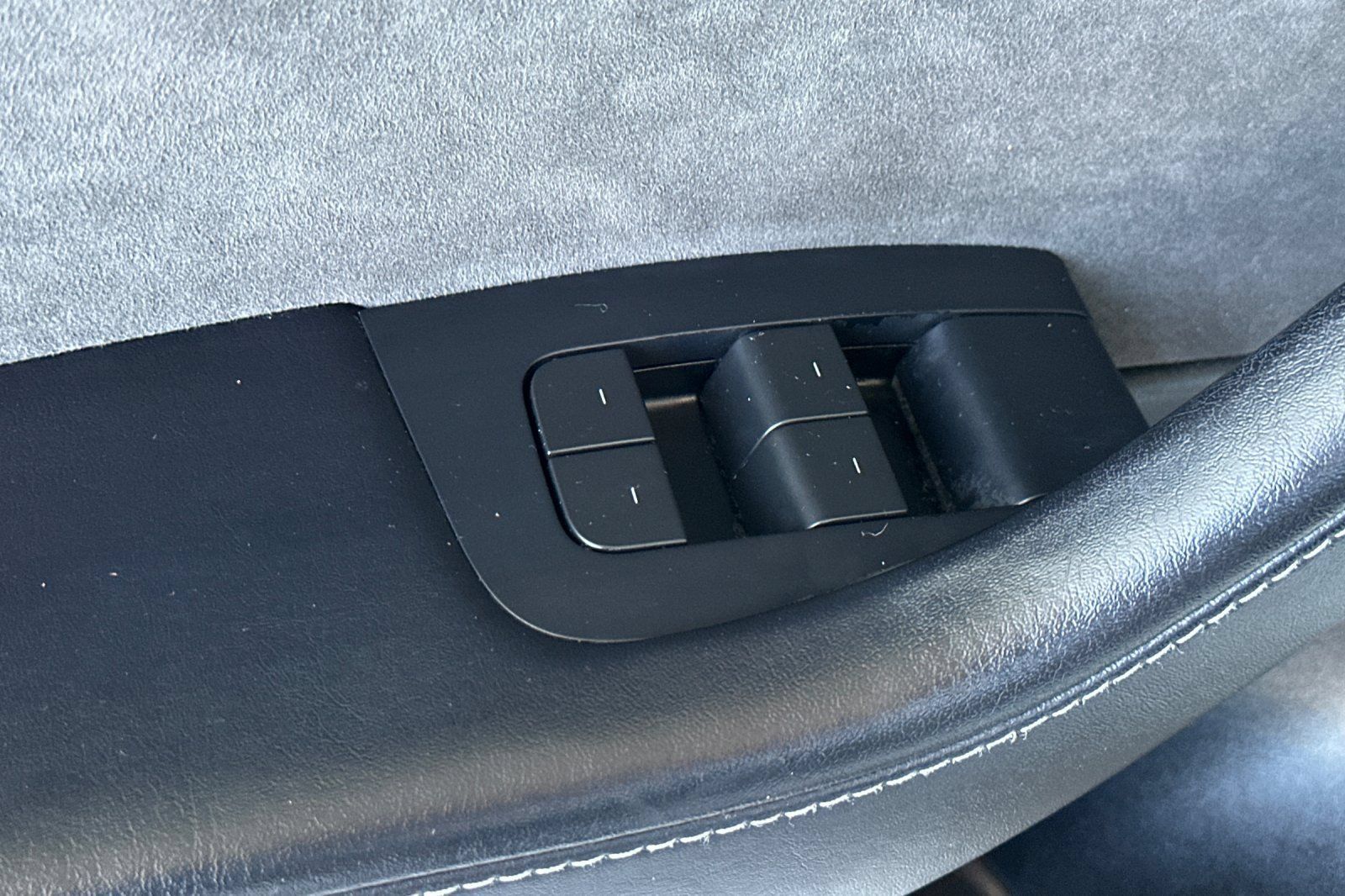 Used 2023 Tesla Model 3 Standard Range RWD image 12