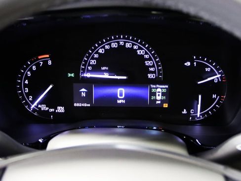 Used 2019 Cadillac XT5 Luxury image 34