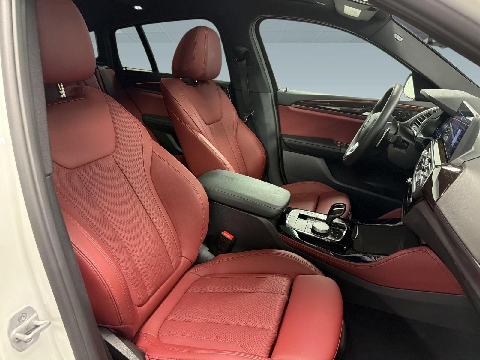 Certified 2025 BMW X4 xDrive30i AWD/4WD image 34