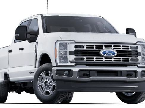 New 2025 Ford F250 XLT image 26