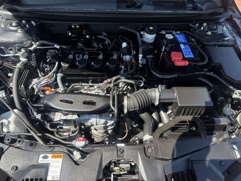 Certified 2023 Honda Accord LX image 30