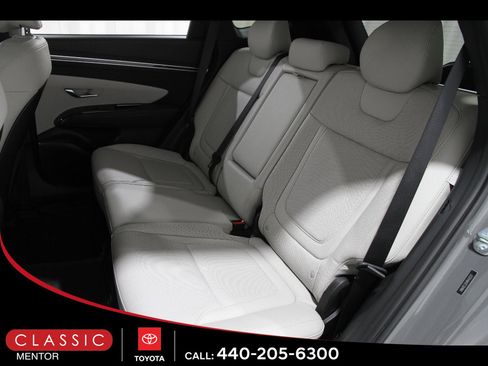 Used 2024 Hyundai Tucson Limited AWD/4WD image 19