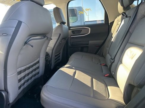 Used 2025 Ford Bronco Sport Badlands image 23