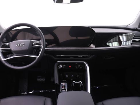 Certified 2025 Audi Q5 Premium w/ Convenience Package AWD/4WD image 8