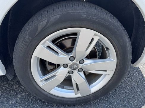 Used 2018 Audi Q5 2.0T Premium AWD/4WD image 25