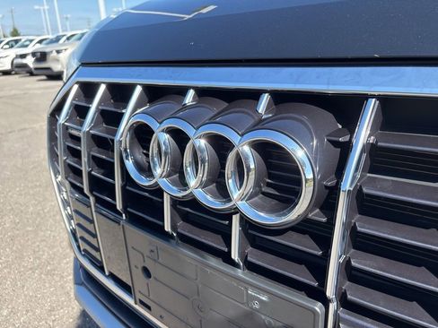 Used 2022 Audi Q3 2.0T Premium w/ Convenience Package image 10
