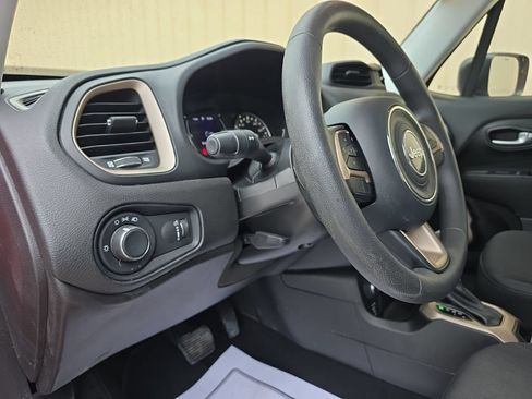 Used 2017 Jeep Renegade Sport w/ Power & Air Group AWD/4WD image 16