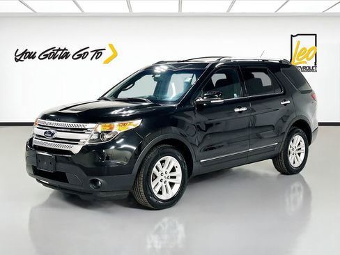 Used 2014 Ford Explorer XLT w/ Equipment Group 202A image 1