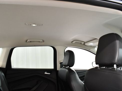 Used 2018 Ford Escape SE w/ SE Sport Appearance Package AWD/4WD image 18