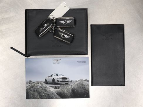 Used 2017 Bentley Continental GT image 7