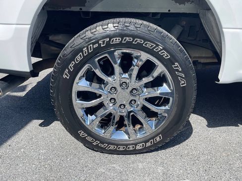 Used 2016 Ford F150 XLT w/ Equipment Group 302A Luxury AWD/4WD image 12